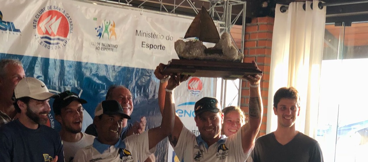 Escola de Vela “Lars Grael” de Ilhabela ganha três novos veleiros Tamoios News Escola de Vela “Lars Grael” de Ilhabela ganha três novos veleiros Tamoios News